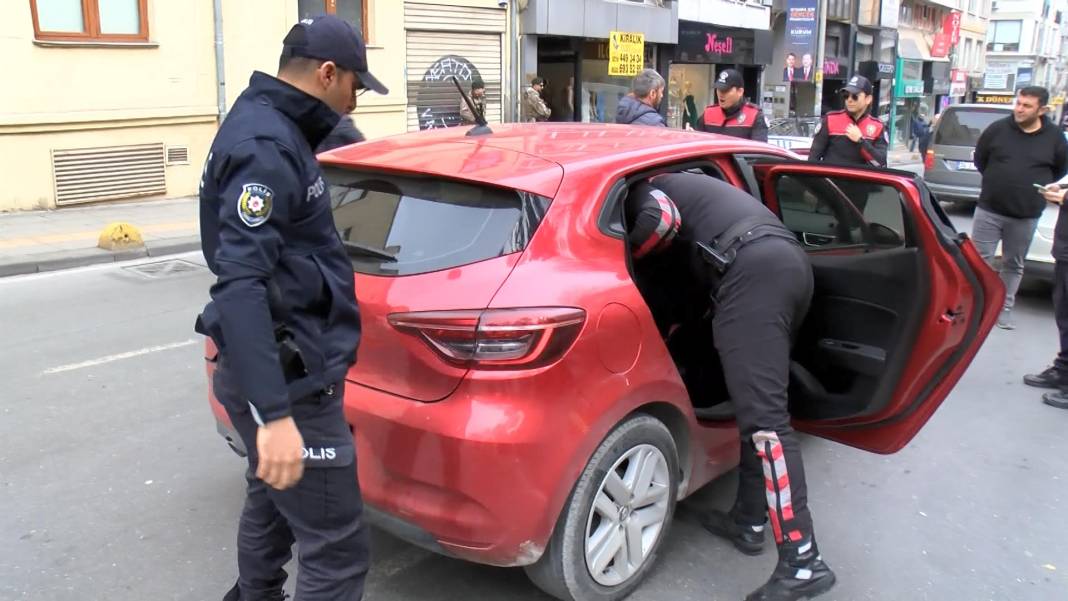 İstanbul'da polisten ‘huzur uygulaması’ 14
